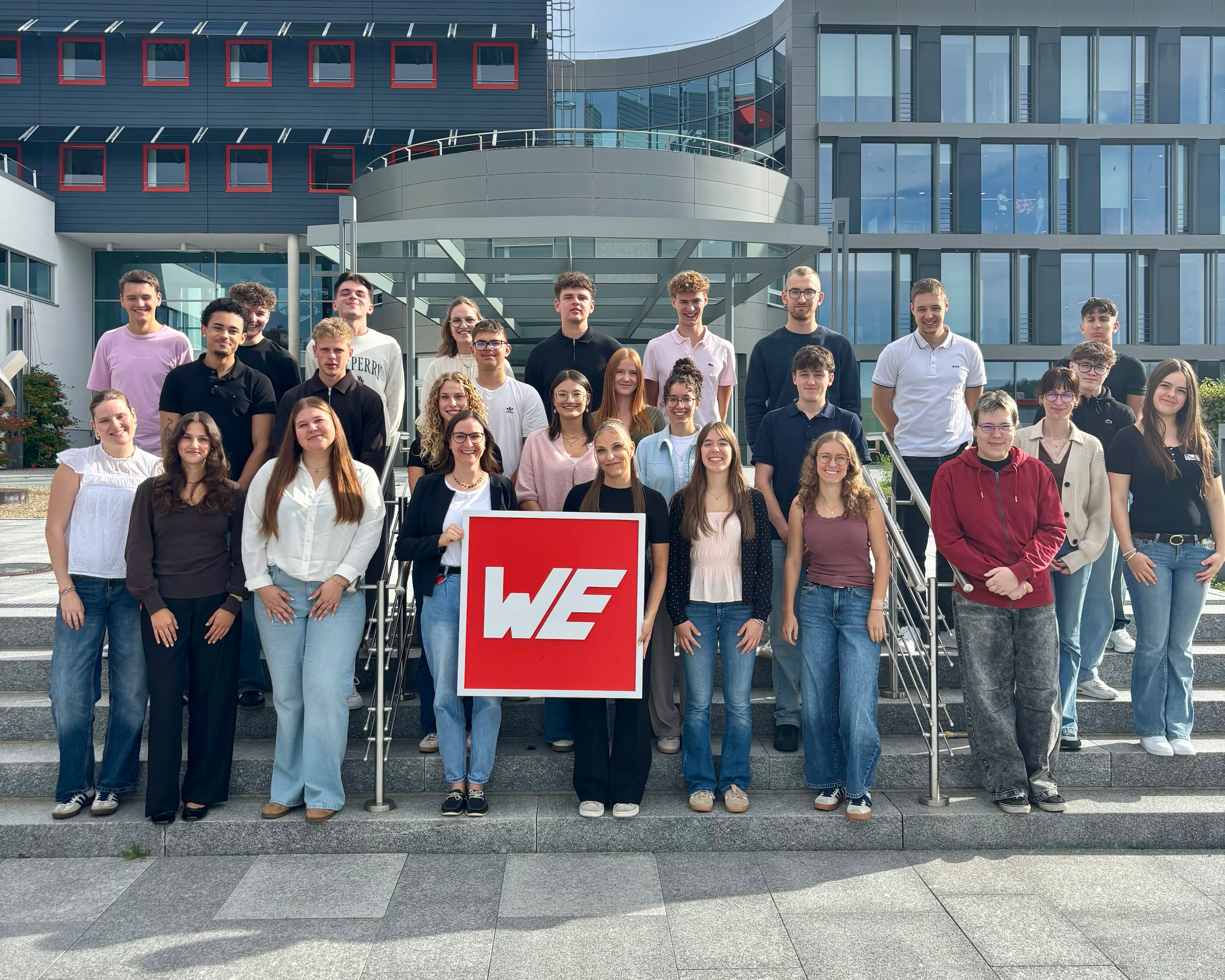 Verstärkung für Würth Elektronik: 28 neue Talente beginnen eine Ausbildung oder ein Studium.