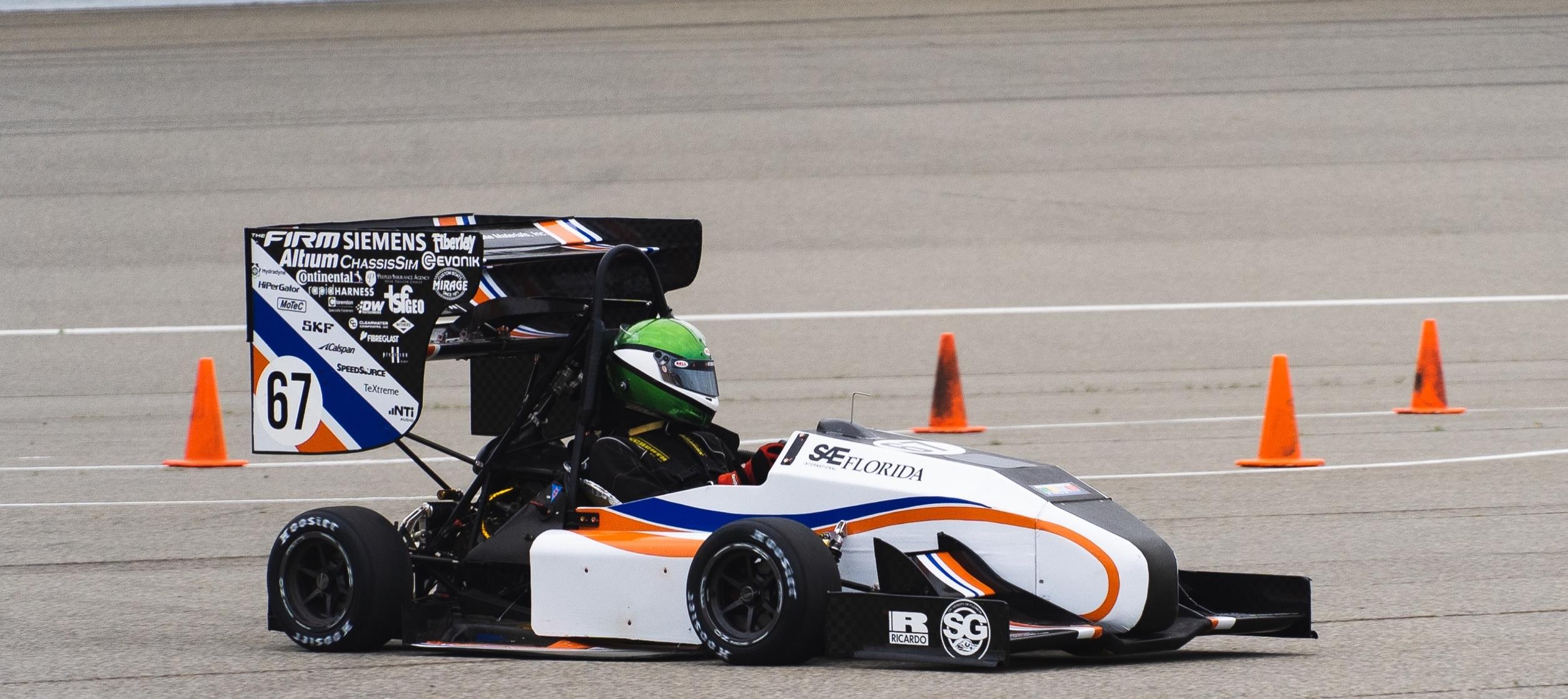 Würth Elektronik is supporting UFSAE in its objective to design and build a high-performance electric racecar for international collegiate competitions.